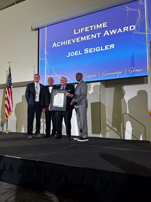 Eastvale Chamber of Commerce Installation