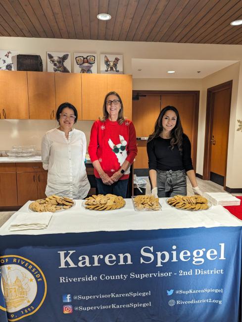 Cookies with Santa Woodcrest