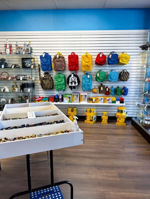 Bricks and Minifigs