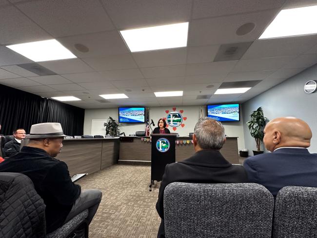 Eastvale Chamber of Commerce's Business & Breakfast mixer