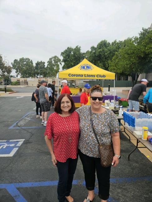 Supervisor Spiegel Joins the Fun at Corona Lions Club Pancake Breakfast for Student Scholarships
