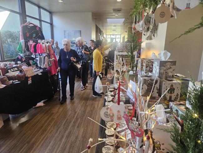 Holiday Cheer Shines at Sunshine Club’s 19th Annual Boutique with Supervisor Spiegel