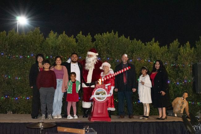 Annual Tree Lighting Ceremony at City Hall