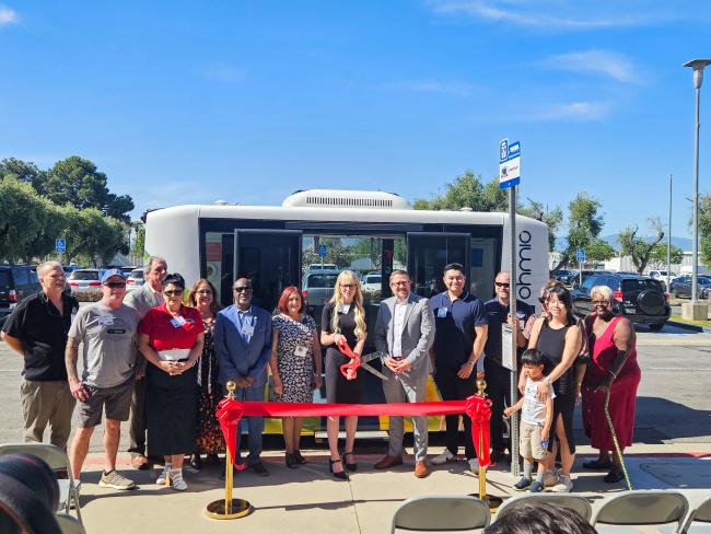 Ohmio Ribbon-Cutting