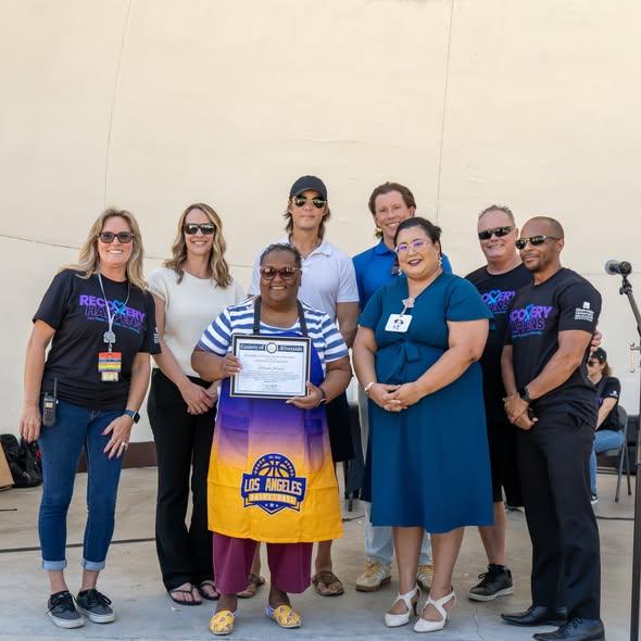 Recovery Happens Group Pic