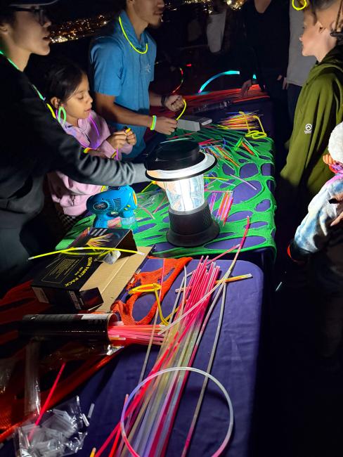 Lake Elsinore Glow Walk