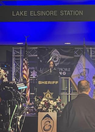 Supervisor Spiegel speaking at Candlelight vigil