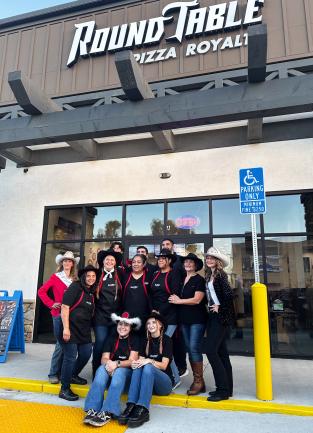 Round Table Pizza Opening
