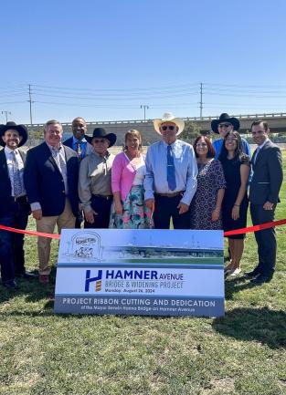 Hamner Avenue Bridge connecting Norco and Eastvale