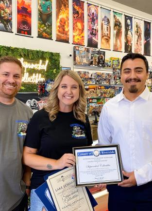 Lake Elsinore Valley Chamber of Commerce for the Grand Opening of Shipwrecked Collectibles at 281 San Jacinto River Rd. in Lake Elsinore