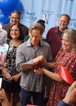 Supervisor Spiegel Attends Grand Opening of Angels Over Cliffs to Support Homelessness Solutions