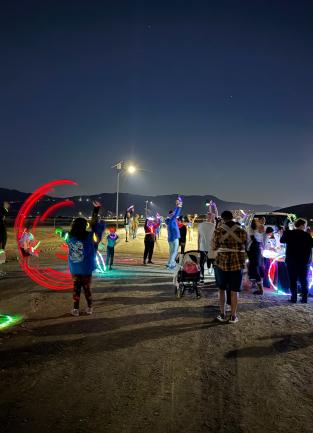 Lake Elsinore Glow Walk